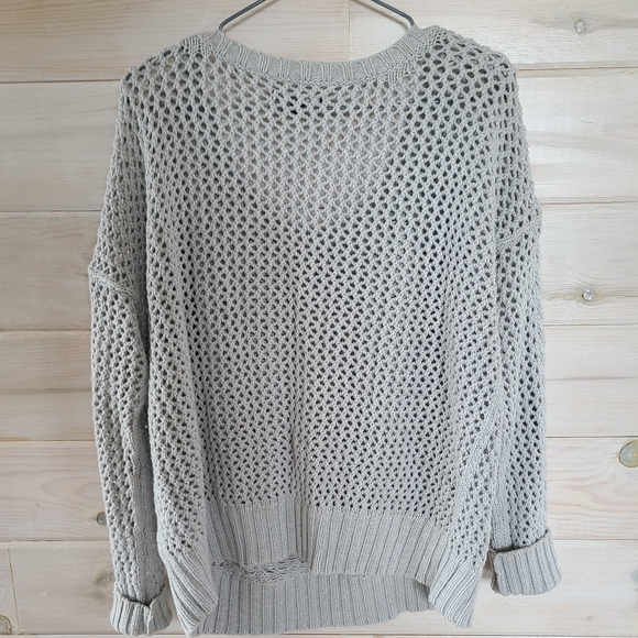American Eagle Grey Knit Sweather - Picture 7 of 7
